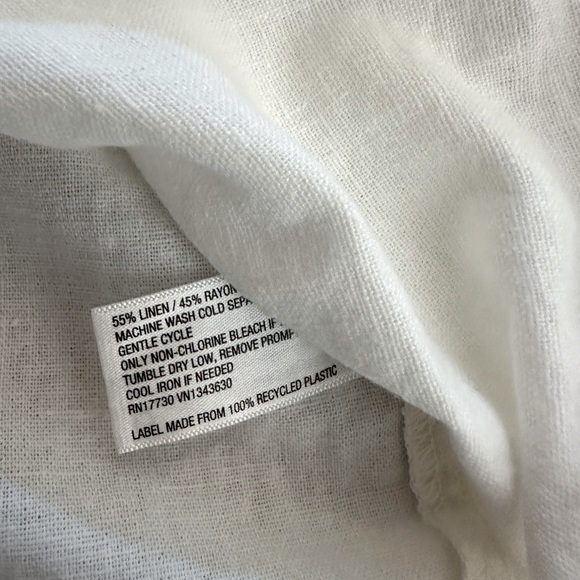 Universal Thread Flutter Short Sleeve Blouse - White - XS - Picture 9 of 11